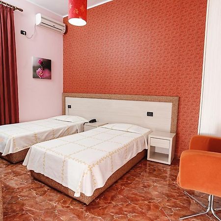Hotel Serenity Tirana Bagian luar foto