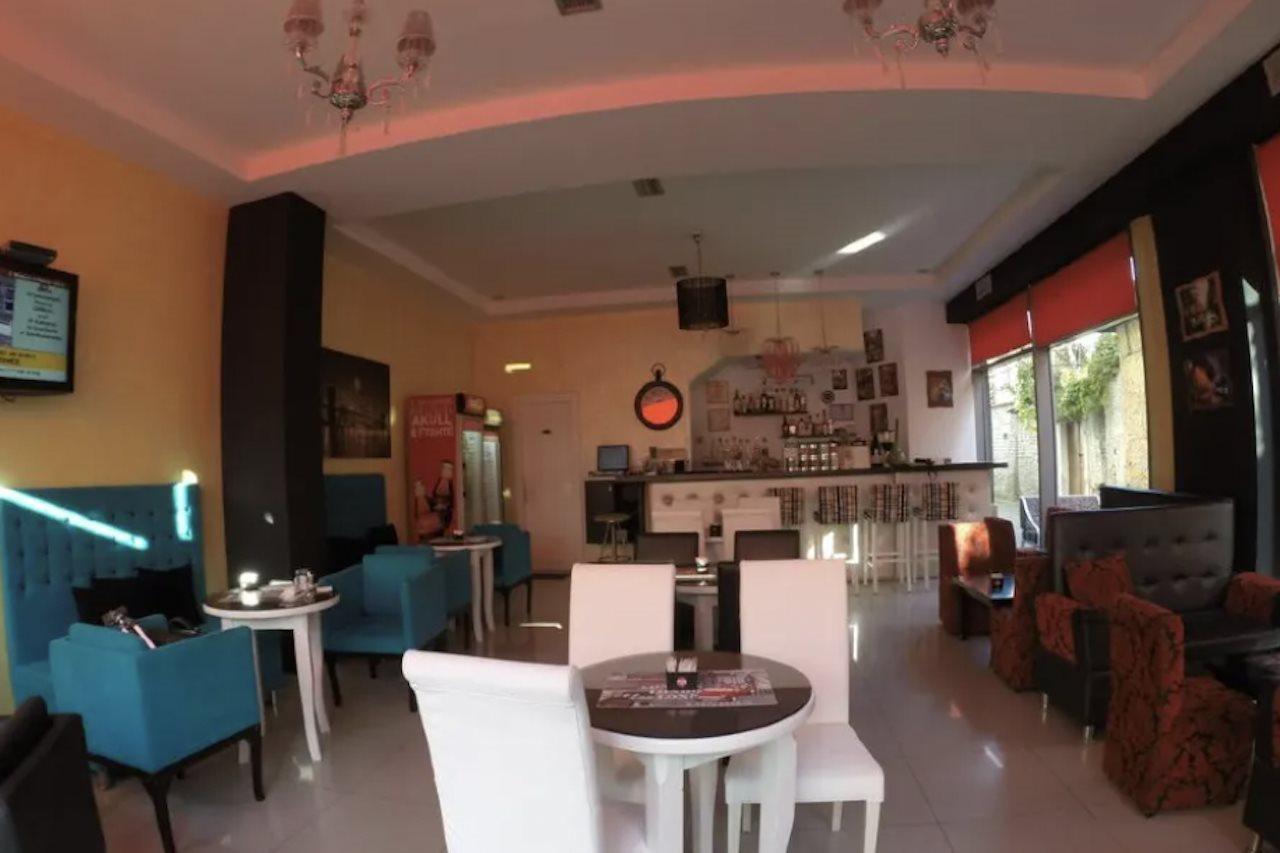 Hotel Serenity Tirana Bagian luar foto