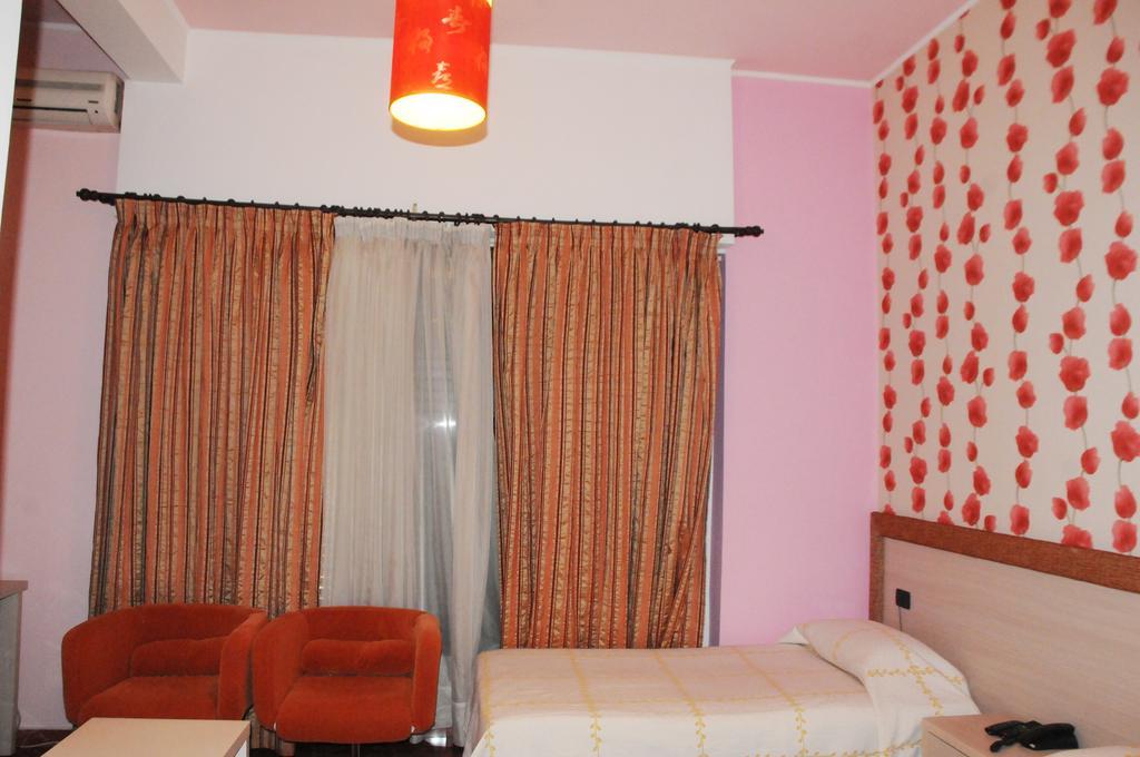 Hotel Serenity Tirana Bagian luar foto