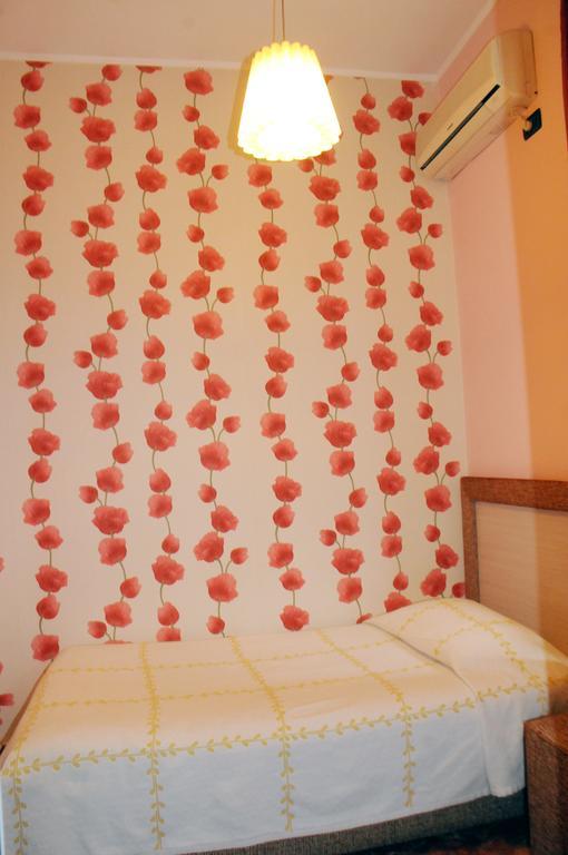 Hotel Serenity Tirana Bagian luar foto