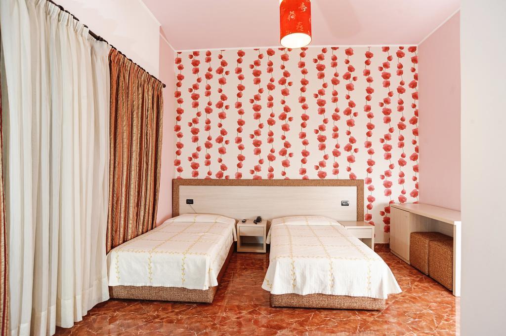 Hotel Serenity Tirana Bagian luar foto