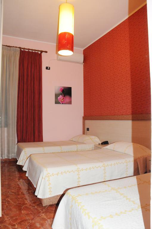 Hotel Serenity Tirana Bagian luar foto