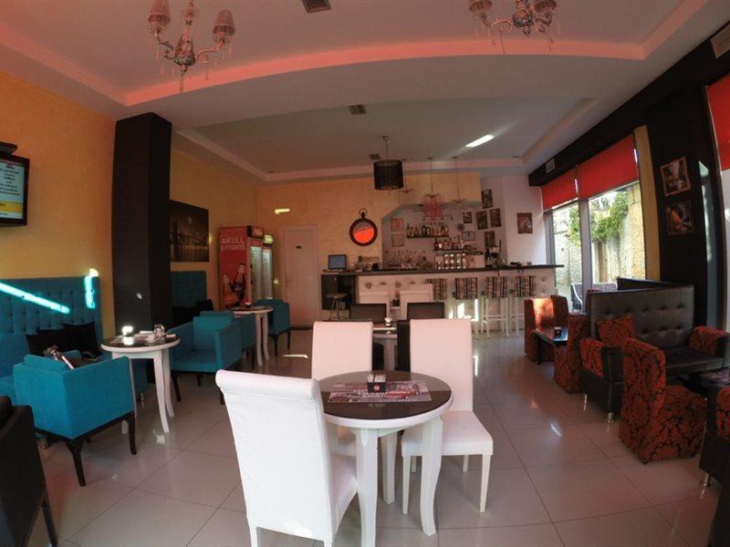 Hotel Serenity Tirana Bagian luar foto